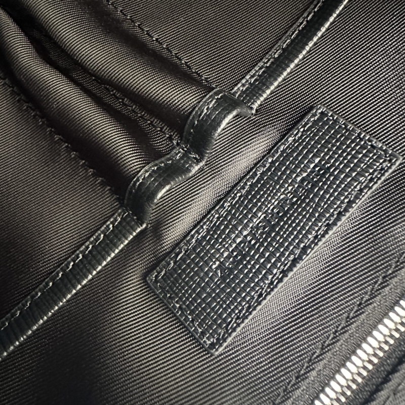 mens Bv*b*rry briefcases